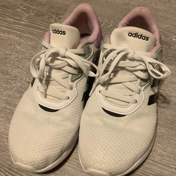 Adidas Cloudfoam women’s sneakers - Picture 3 of 5